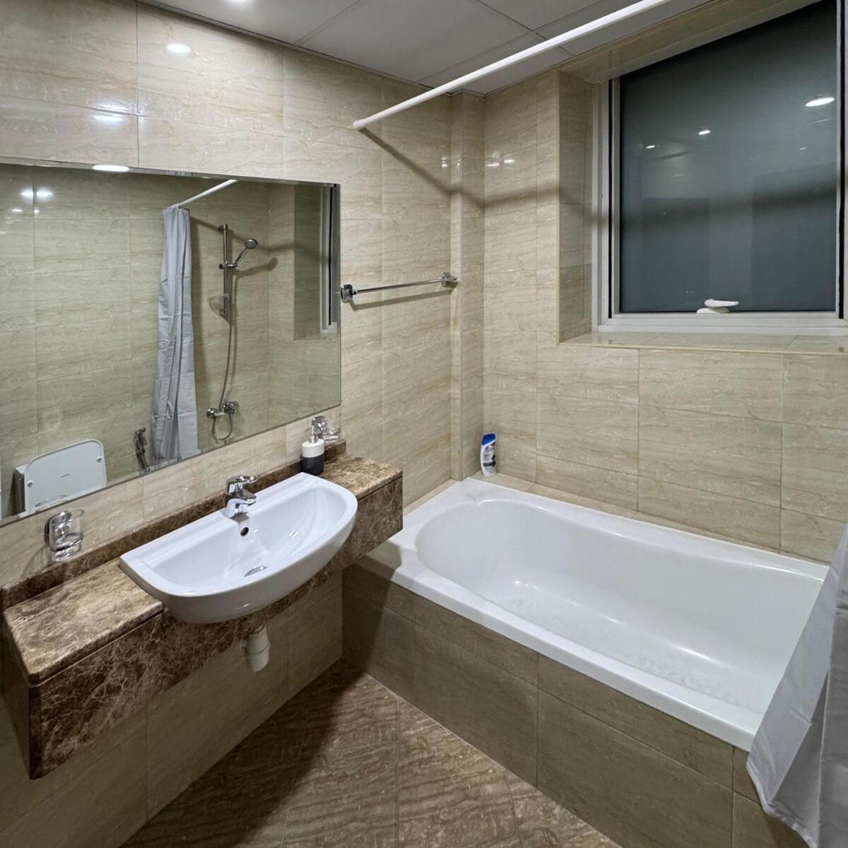 Preatoni - Jlt By Golden Casa
